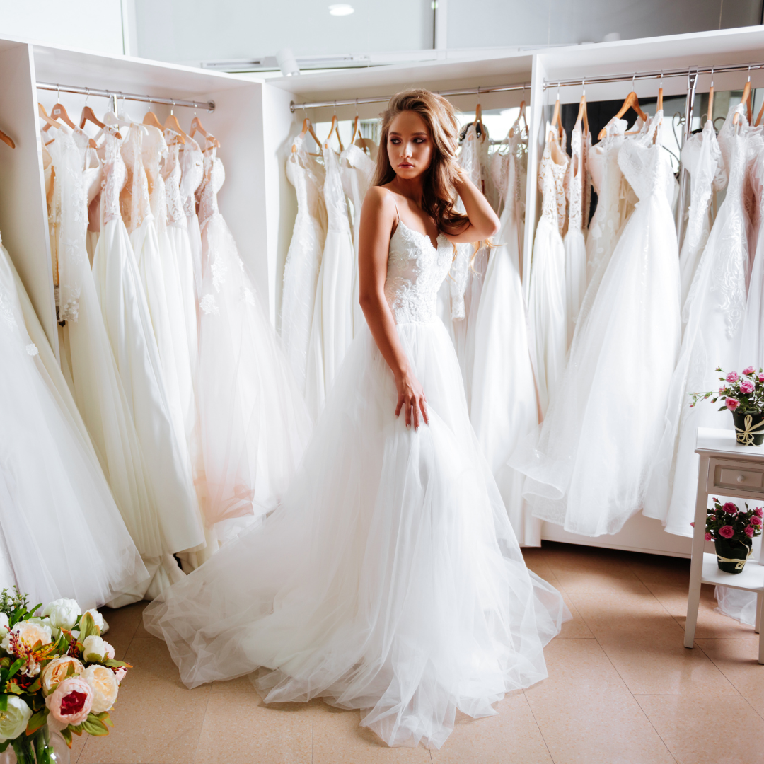 Dress/Accessory Makeover - 30 mins online